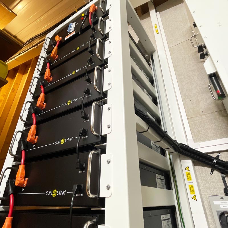 commercial solar panel battery
