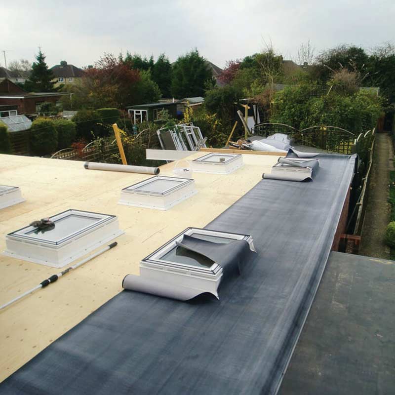 flat roof insulation with rubber roof