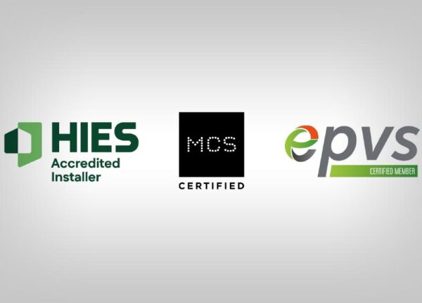 What accreditations should a solar panel and battery storage installer have